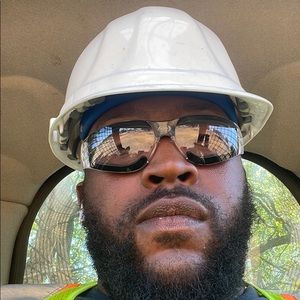 Meet your Posher, Damond